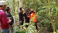 RLU mengalokasikan ±9.700 ha sebagai Wilayah Cinta Alam (Wildlife Conservation Area-WCA), area konservasi dan area jelajah gajah dimana Orang Rimba juga tinggal di dalamnya dan melakukan budidaya Jernang. RLU mengalokasikan ±9.700 ha sebagai Wilayah Cinta Alam (Wildlife Conservation Area-WCA), area konservasi dan area jelajah gajah dimana Orang Rimba juga tinggal di dalamnya dan melakukan budidaya Jernang.
