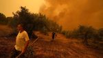 Potret Langit Yunani yang Menguning Imbas Kebakaran Hutan