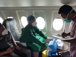 Gunungkidul Punya Vaksin With a View, Kuningan Punya Vaksin di Pesawat