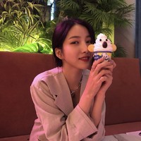 Kim So Jung memulai debutnya sebagai leader dan vokalis GFRIEND pada 2015. Namun, para personel memutuskan untuk tidak memperbarui kontrak dengan Source Music tahun ini. Foto: Instagram onedayxne