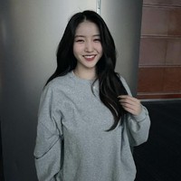 Pemilik akun Instagram onedayxne ini juga menunjukkan kemampuan aktingnya dalam sejumlah kesempatan. Seperti dalam segmen ‘3 minute girlfriend’ acara SNL Korea.  Foto: Instagram onedayxne