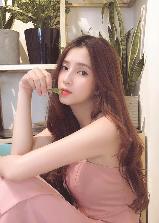 Seperti dikutip dari Eva.vn, Thien An secara blak-blakan mengakui memiliki anak dari penyanyi terkenal Vietnam Trịnh Tran Phuong Tuan  atau populer dengan nama Jack. Sosok Jack populer sebagai penyanyi dan bintang iklan. Dia merupakan brand ambassador salah satu merek ponsel ternama dan pernah memenangkan Asian Television Awards. Foto: Dok. Facebook Thien An