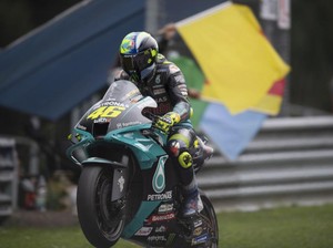 Umumkan Pensiun di Tengah Musim, Rossi Selamatkan Wajahnya Sendiri dari Malu Besar