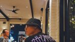 Gaya Keren Adam Rosadi, Pacar Baru Agnez Mo saat Jajan Pizza