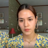 Penyanyi Raisa juga kerap pamer wajah polos tanpa makeup. Meski tanpa makeup, wajahnya tetap terlihat menarik. Foto: Instagram