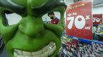 Diskon Menggoda Kala Mal Baru Buka