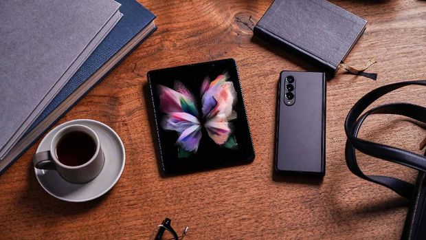 Galaxy Z Fold 3
