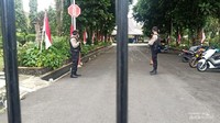Seperti diketahui, penggeledahan kantor Dinas PUPR Pemkab Banjarnegera digelar kemarin, Senin (9/8), sekitar pukul 10.00 hingga 17.00 WIB. Terkait kasus ini, KPK menduga ada penerimaan gratifikasi dalam proses pengadaan di Pemkab Banjarnegara.