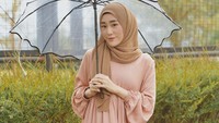 Ratusan pria itu mengirimkan CV untuk mengajak Larissa Chou menikah. Foto: Instagram @larissachou