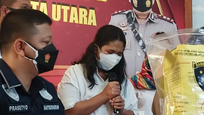 Perawat yang suntik vaksin kosong ke warga di Pluit, Jakut jadi tersangka (Karin Nur Secha/detikcom)