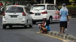 Anak Jalanan Mengais Rejeki di Jalanan