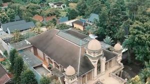 10 Potret Rumah Mewah Alshad Sepupu Raffi Ahmad, Ada Kebun Binatangnya