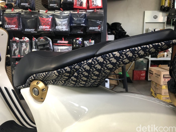 Vespa 946 Christian Dior Vespa 946 Christian Dior
