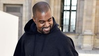 Kanye West Tak Betah Sendiri, Kepergok Jalan Bareng Model OnlyFans