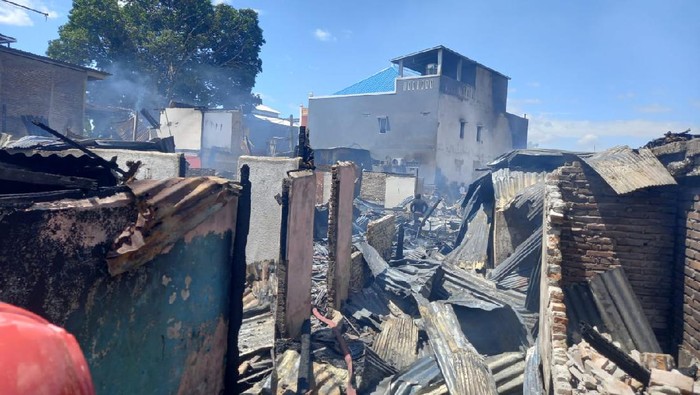 95 rumah warga di Makassar terbakar