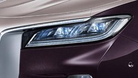 Hongqi memberikan mobil tipe H9 dengan model paling tinggi di kelasnya. Untuk harga satu mobilnya sendiri dibanderol mencapai 369.800 Yuan atau sekitar Rp 821 jutaan. Jika ditotal seluruhnya, maka hadiah mobil dari Hongqi sebesar 19.229.600 Yuan atau setara Rp 42,6 miliar.