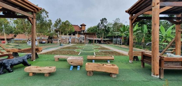 Borobudur Under Line menempati lahan seluas 1.600 meter persegi. Saat ini proses pembangunan mencapai 50 persen. Borobudur Under Line itu sangat cocok untuk wisata keluarga. Borobudur Under Line menempati lahan seluas 1.600 meter persegi. Saat ini proses pembangunan mencapai 50 persen. Borobudur Under Line itu sangat cocok untuk wisata keluarga.