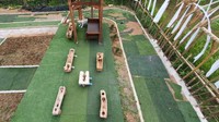Karena wahana tersebut berada di area terbuka, maka untuk sirkulasi udara relatif aman bagi pengunjung asalkan tidak berkerumun. Borobudur Under Line ini sangat berbeda dengan Candi Borobudur karena lebih hijau dan terbuka.