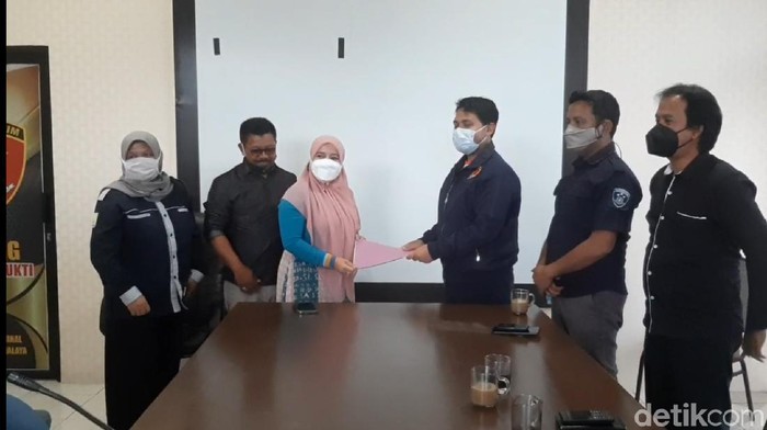 Gadis-gadis korban perdagangan manusia di Tasik dipulangkan