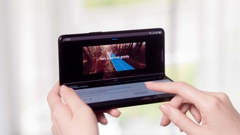 Harga Galaxy Z Fold 3 5G di Indonesia mulai dari Rp 25 juta. Foto: dok Samsung