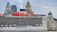 Begitu juga dengan para penumpang yang akan ikut plesiran harus sudah di vaksinasi COVID. Foto: Getty Images for Virgin Voyages/Anthony Devlin