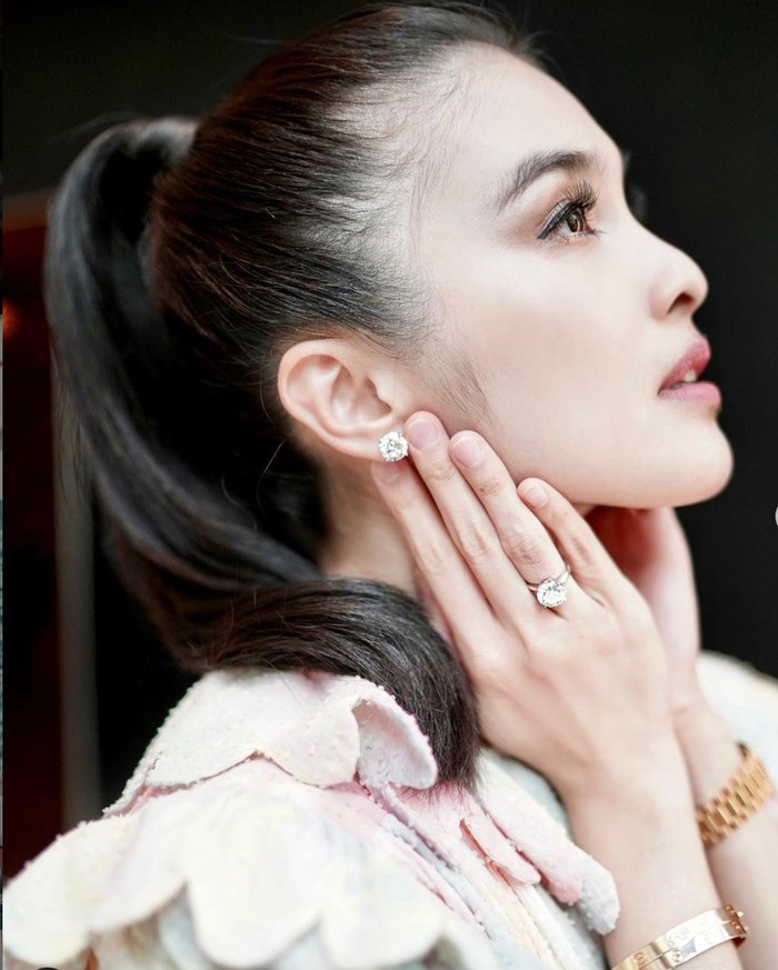 Sandra Dewi