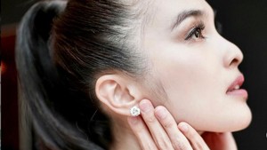 Sandra Dewi pernah menyembunyikan semua foto di Instagramnya, namun kembali dibuka pada Oktober 2024. Foto: Instagram/@sandradewi88