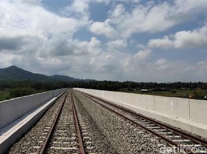 Imbas PPKM, Operasional Jalur KA Bandara YIA Molor ke September 2021