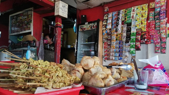 Warjem (Warung Jembatan)