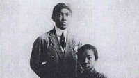 Bung Karno bersama istri pertamanya, Siti Oetari sekitar tahun 1920-an.