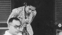 Mohammad Hatta bersama sang istri, Ny. Siti Rahmiati Hatta, sekiatar tahun 1949.