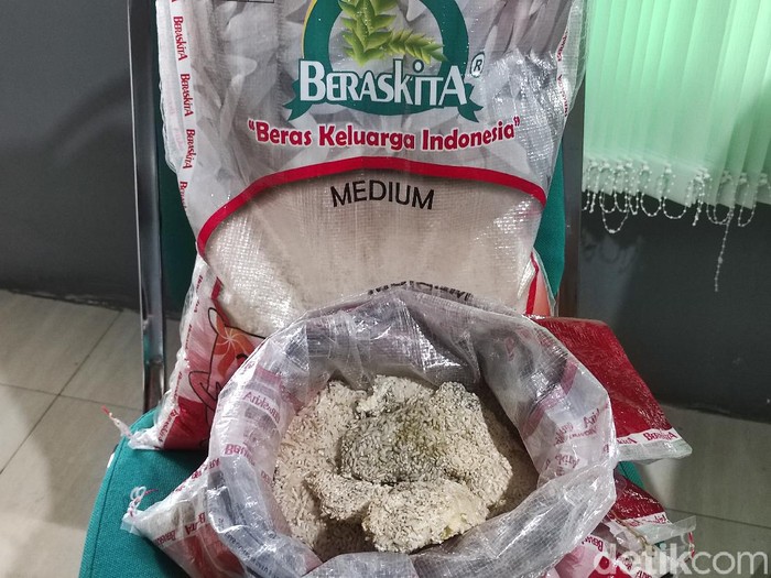 beras bandos menggumpal