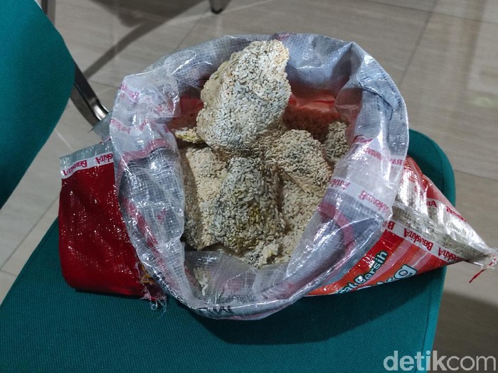 beras bandos menggumpal