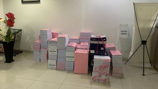 Berkas surat dakwaan 8 tersangka ASABRI