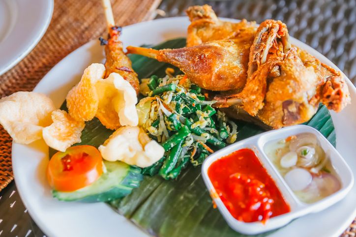 4 Trik Bikin Bebek Goreng Khas Bali yang Garing dan Gurih