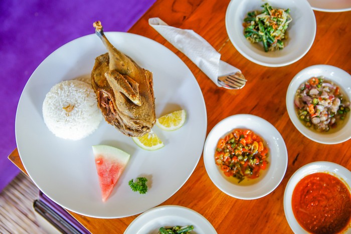 Ciri Khas Bebek Goreng Bali 4 Trik Bikin Bebek Goreng Khas Bali yang Garing dan Gurih