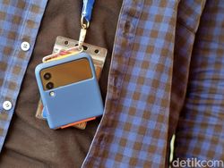 Menggenggam Galaxy Z Flip 3, HP Layar Lipat Kece Harga Rp 15 Juta