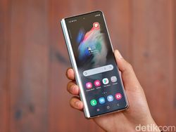 Samsung Galaxy Z Fold 3 5G, HP Layar Lipat Pertama di Dunia yang Tahan Air
