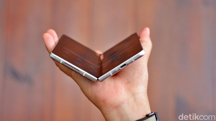 Galaxy z fold 3