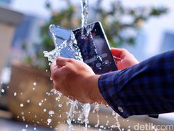 Samsung Galaxy Z Fold 3 5G, HP Layar Lipat Pertama di Dunia yang Tahan Air