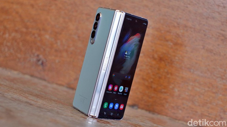 galaxy z fold 3