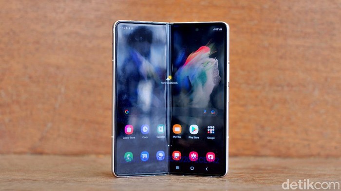 Samsung Kok Nekat Jual Galaxy Z Fold 3 Flip 3 Lebih Murah Samsung Kok Nekat Jual Galaxy Z Fold 3 Flip 3 Lebih Murah