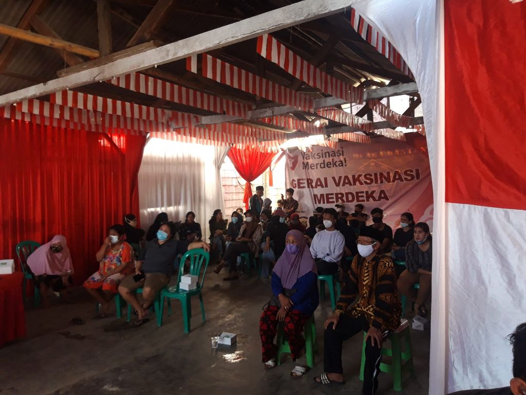 Gerai Vaksinasi Merdeka di Penjaringan Jakut