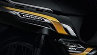 Namun decal di motor ini hadir lebih mewah dengan sentuhan warna gold di bagian striping dan lencana di bawah headlamp. Foto: Dok. Honda Kamboja