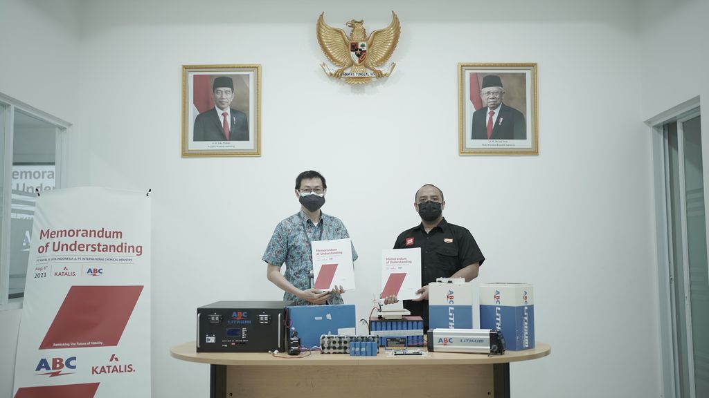 Katalis, Motor Buatan Indonesia Pakai Baterai ABC