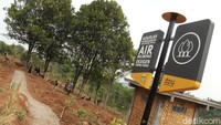 Karena belum ada tempat untuk berteduh, traveler disarankan datang di pagi atau sore hari. Selain itu, tetap jaga lingkungan sekitar dan jangan membuang sampah sembarangan ya! 