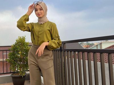 Ini Nabila Putri, Pacar dari Anak Ucok Baba yang Menarik Perhatian