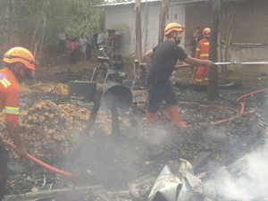 Pabrik Keripik di Sukabumi Terbakar Hebat, Kerugian Ratusan Juta