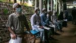 Pengungsi Rohingnya di Bangladesh Mulai Mendapatkan Vaksin COVID-19