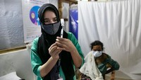 Bangladesh sedang berjuang melawan lonjakan infeksi dan kematian yang mengkhawatirkan dalam beberapa pekan terakhir.